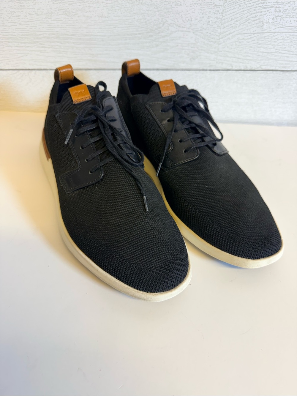 Wolf & Shepherd SwiftKnit Black Lace-Up Sneakers Men’s Size 11
